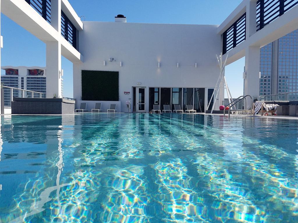 Downtown Miami Deluxe Apartment ภายนอก รูปภาพ
