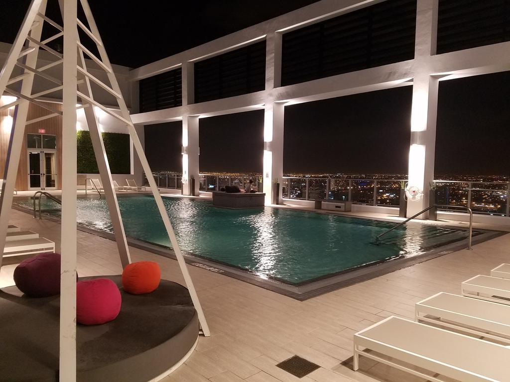 Downtown Miami Deluxe Apartment ภายนอก รูปภาพ