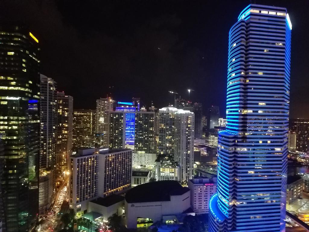 Downtown Miami Deluxe Apartment ภายนอก รูปภาพ