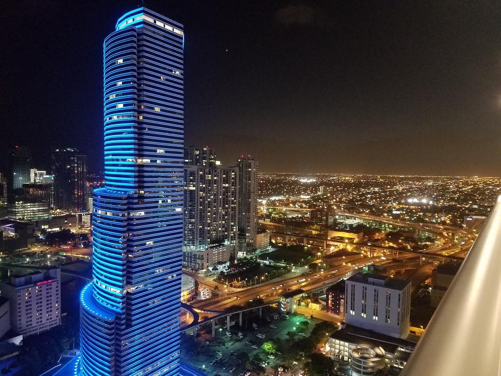 Downtown Miami Deluxe Apartment ภายนอก รูปภาพ