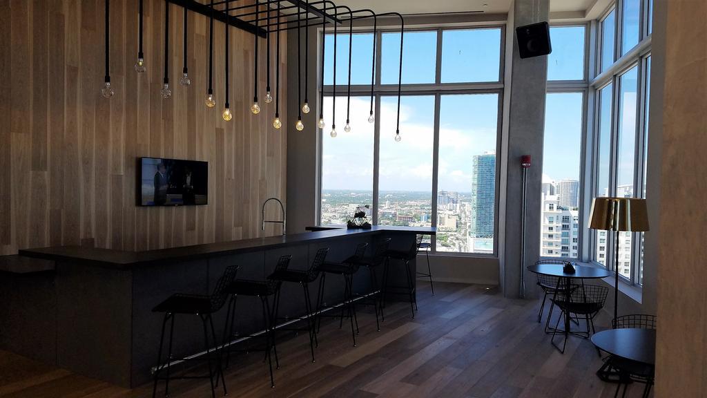 Downtown Miami Deluxe Apartment ภายนอก รูปภาพ