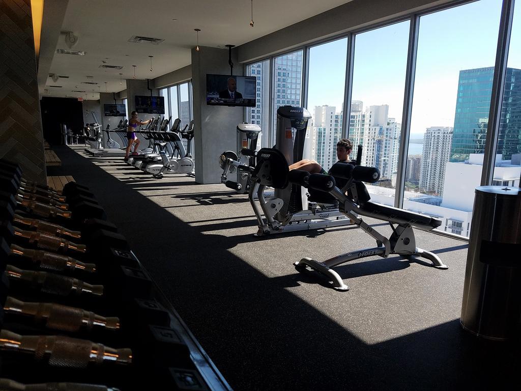 Downtown Miami Deluxe Apartment ภายนอก รูปภาพ